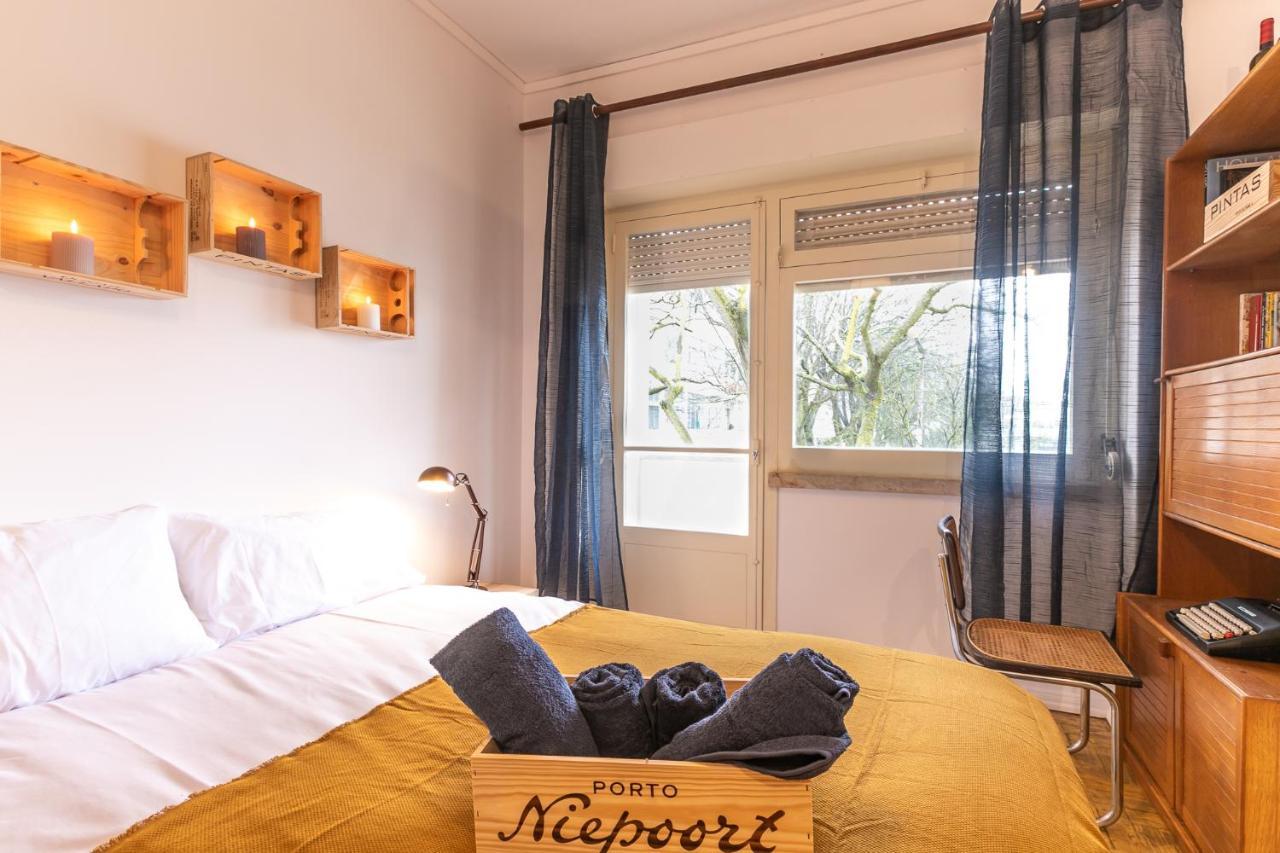 Wine Inn Carcavelos Guesthouse Bagian luar foto